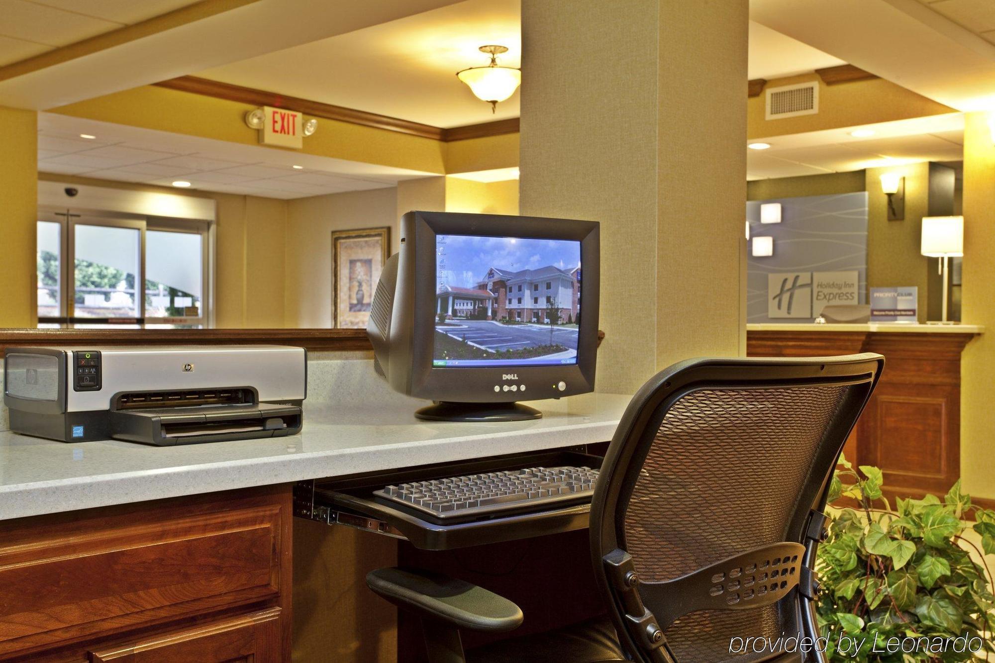 Express & High Point South By Ihg Hotel