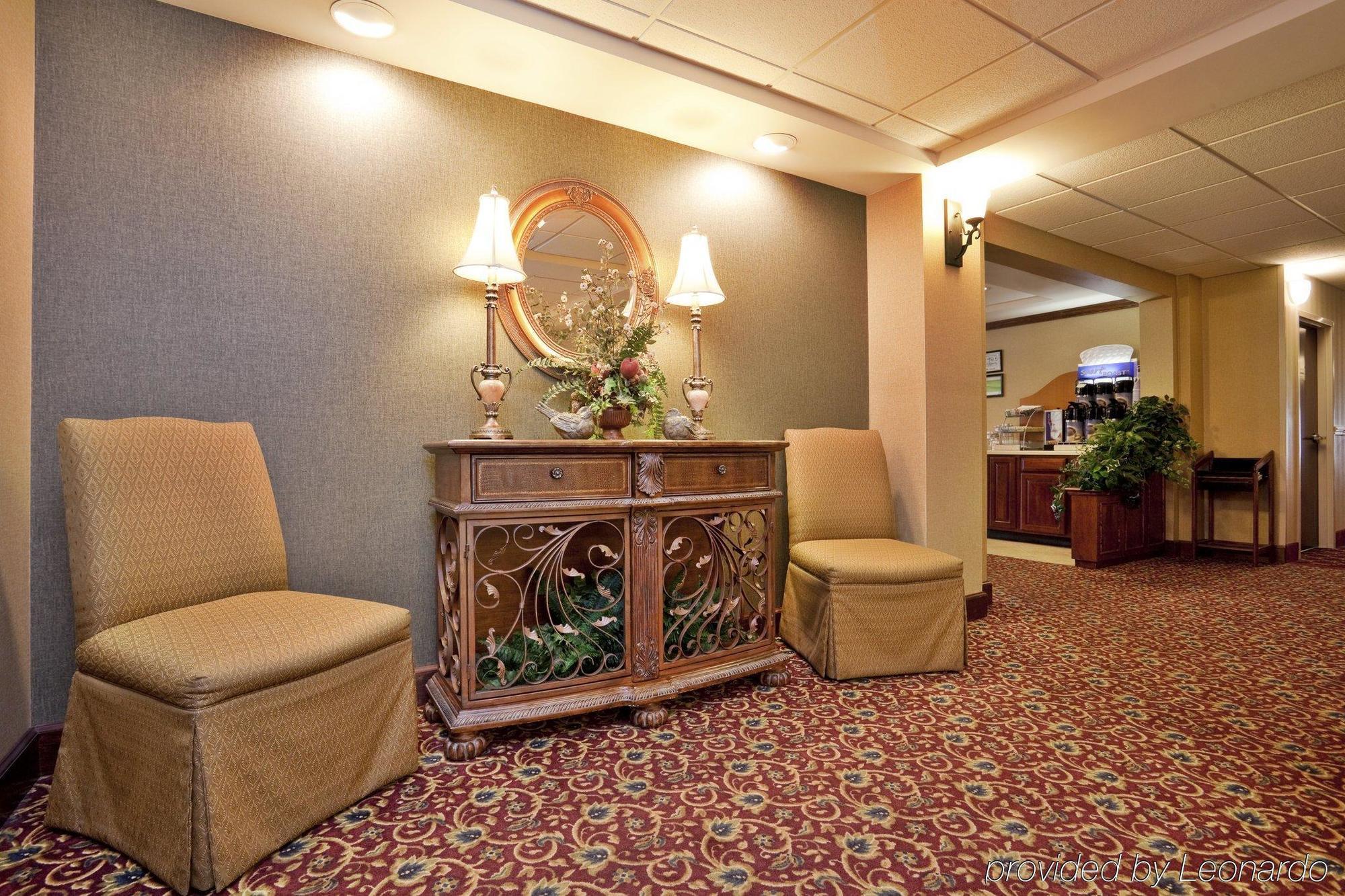 Express & High Point South By Ihg Hotel Archdale