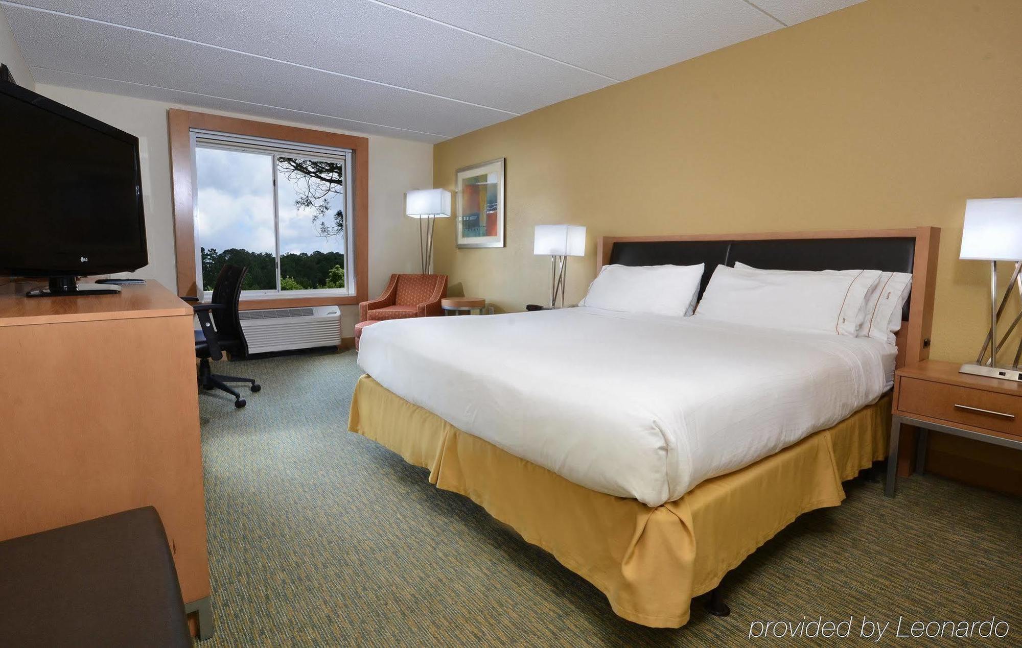 Express & High Point South By Ihg 2* Archdale